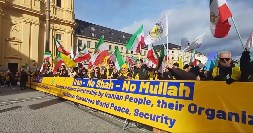 Kritik an Pahlavis Berlin-Besuch wächst