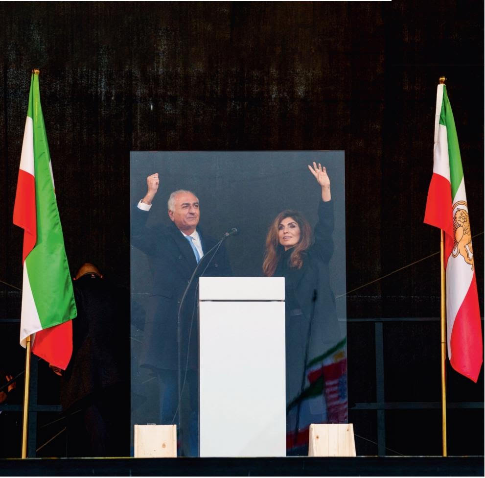 Le Nouvel Observateur: REZA PAHLAVI: Die Entstehung eines Königs