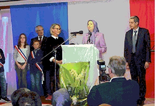 مریم رجوی - در مراسم سال نو میلادی در شهرداری لوپن