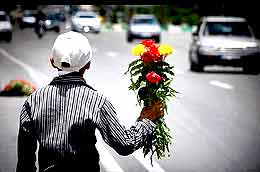 دستفروشي اميد اول مدال طلاي دوميداني ارمغان اعتدال روحاني