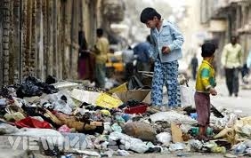 ایران - حاکمیت ولی فقیه فقر تولید می کند