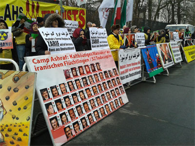 Demoberlin03022014-2 ca533