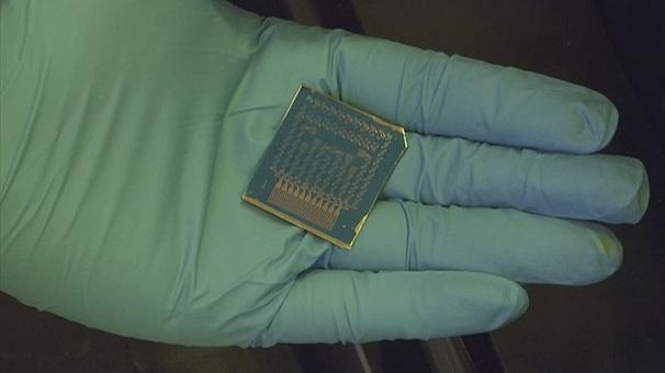 پچ هوشمند برای کنترل قند خون و تزریق انسولین