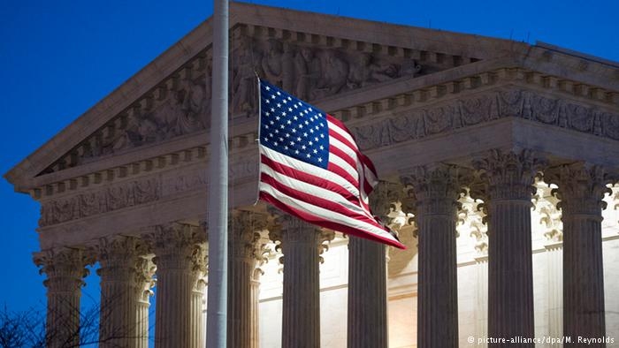 دیوان عالی آمریکا ایران را به پرداخت ۲ میلیارد دلار غرامت محکوم کرد