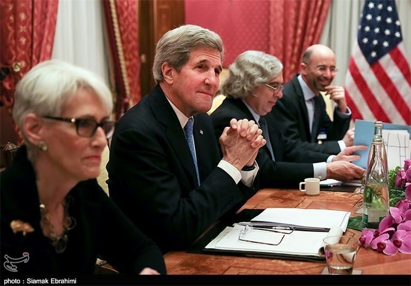 چرا قرارداد هسته اي ايران در تهديد از هم پاشيده شدن است