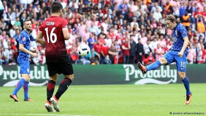 جام ملت‌های اروپا؛ پیروزی کرواسی بر ترکیه و لهستان بر ایرلند شمالی