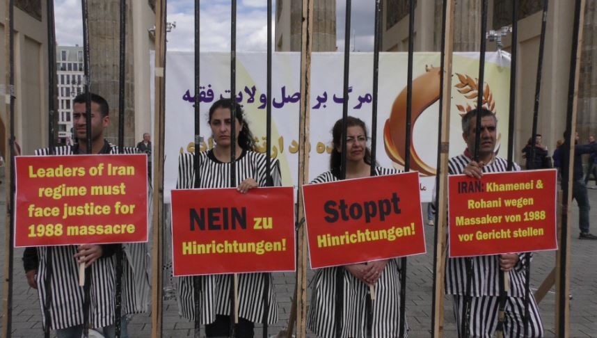 برلين : بزرگداشت شهداي قتل عام 67 و فراخوان براي محاكمه عاملان و آمران اين جنايت