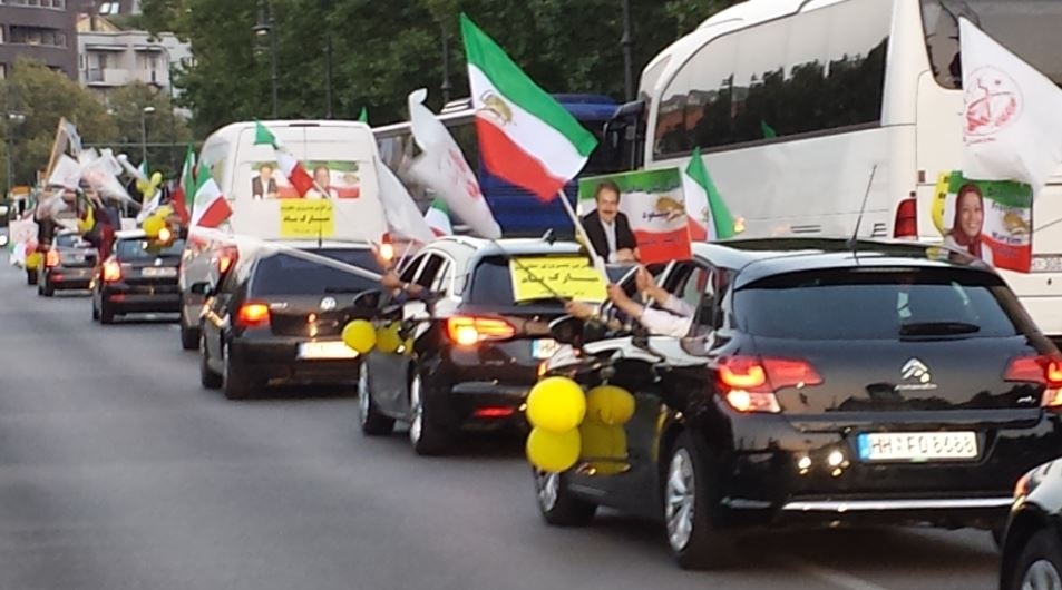 برلين : جشن پيروزي  با كارناوال بزرگ شادي