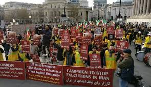 لندن : تظاهرات ايرانيان در حمايت از جنبش دادخواهي با حضور نمايندگان پارلمان انگلستان، حقوقدانان و مدافعان حقوق بشر