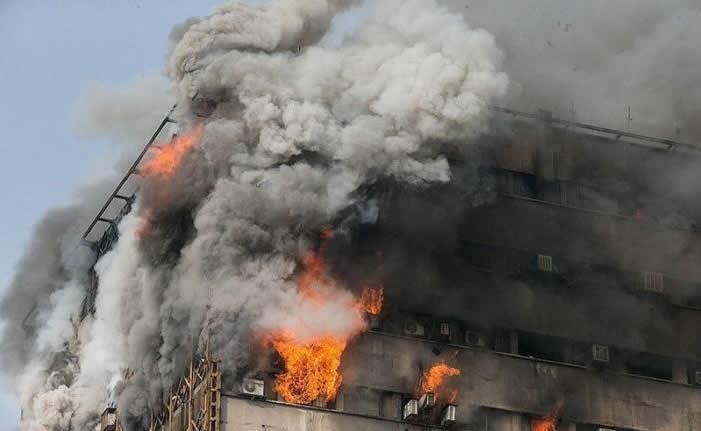 آمار بالاي قربانيان حادثه ساختمان پلاسكو