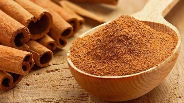 آیا می‌دانید دارچین عوارض جانبی خطرناکی دارد؟