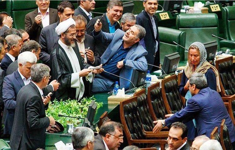 پيامدهاي فضاحت بار تحليف آخوند روحاني