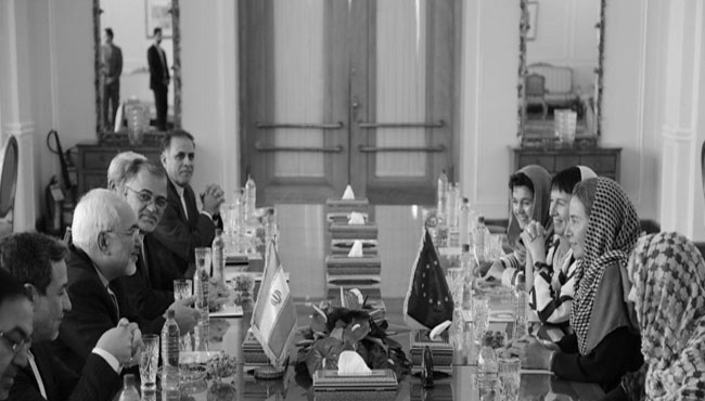 مذاکرات هیأت اتحادیه اروپا در تهران با مقامهای حکومت آخوندی به موضوعات جدیدی در مخاصمات درونی رژیم تبدیل شده است.