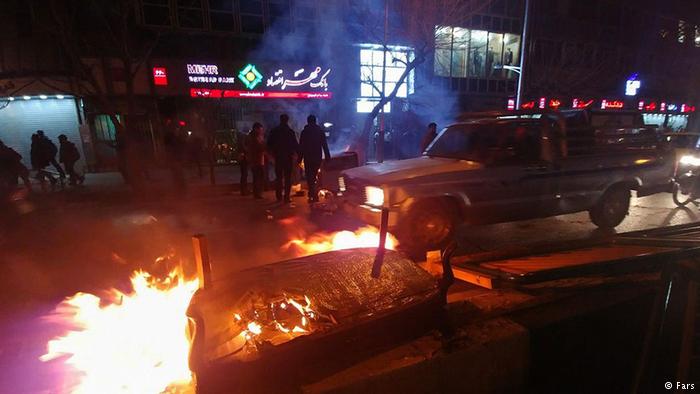 سپاه پاسداران: «مجاهدین » سرحلقه اغتشاشات بودند