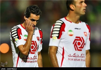 دهنوی: خدا «شیرینی» را نبخشد، او در قراردادها دست برده است