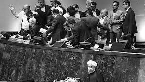 بحران مجلس : خفه کردن در استخر، ناگهان کلیت نظام را به خفگی نکشاند.