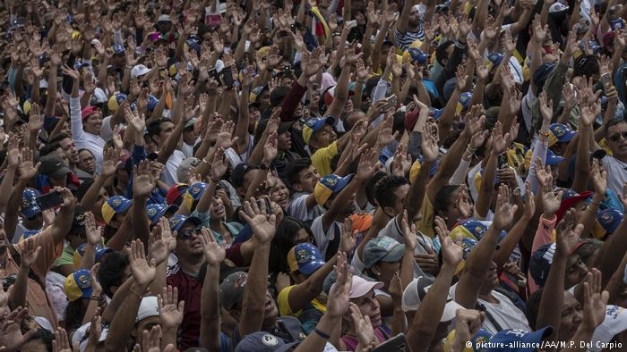 آخرین نفس های مادورو دیکتاتور ونزوئلا