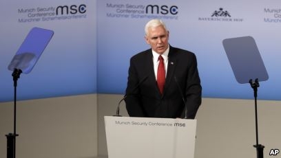 فرخوان مایک پنس به اتحادیه اروپا برای خروج از برجام