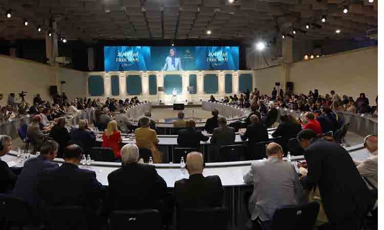 بزرگداشت نبرد تاریخی مردم ایران برای آزادی در اشر ف ۳