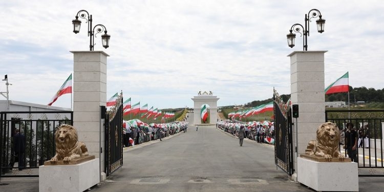 آسوشیتدپرس: آلبانی می‌گوید یک شبکه تروریستی رژیم ایران را کشف کرده است