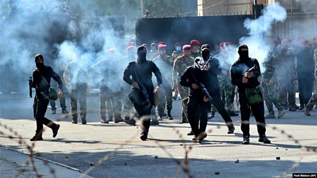 آسوشيتدپرس: تظاهرات در عراق و لبنان ،  نفوذ منطقه‌اي رژيم ايران را تهديد مي‌کند