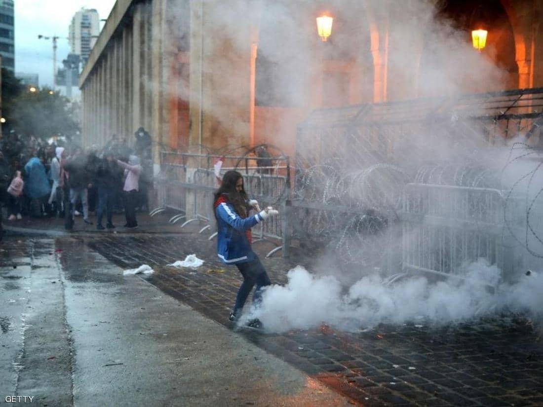 زنان، پرچمدار قیام علیه مزدوران رژيم آخوندی در لبنان