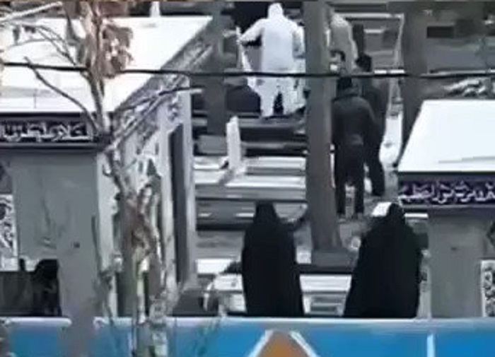 اعتراف مقامهای حکومتی به پنهانکاری خامنه‌ای در مورد ویروس کرونا