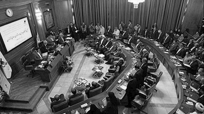 پنهانکاری رژيم آخوندی در مورد کرونا صدای اعضای شورای قلابی شهر تهران را نیز درآورده است