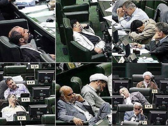 آسوشیتدپرس: مجلس ایران فاقد قدرت است چرا که حرف آخر را خامنه‌ای می زند