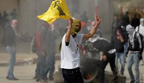 نفوذ آخوندها به معني خون و هرج و مرج است