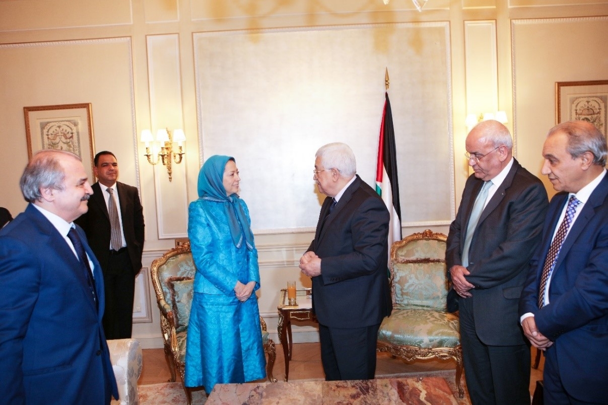 مبارز بزرگ، دكتر صائب عريقات، در ۶۵ سالگي بر اثر كرونا درگذشت