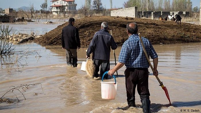 خسارات دردناک و کمرشکن سیل در ۱۲ استان کشور با دست کم ۹ قربانی