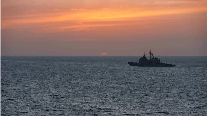 ورود ناو تهاجمی آمریکا "یو.اس.اس ماکین آیلند" به خلیج‌فارس