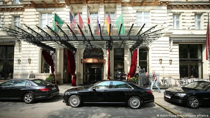 اتحادیه اروپا: مانع از تجمع معترضان ایرانی در وین نشده‌ایم