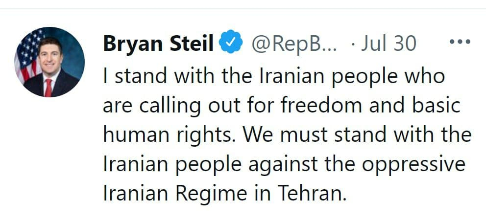 برایان استیل نماینده کنگره آمریکا من در کنار مردم ایران که خواهان آزادی و حقوق بنیادی بشر هستند، می‌ایستم