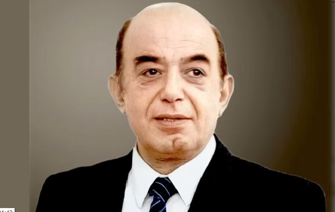 درگذشت دكتر منوچهر هزارخاني برجسته ترين روشنفكر مبارز ايران، استاد نويسندگي و فرهنگ و ادبيات فارسي، مسئول كميسيون فرهنگ و هنر در شوراي ملي مقاومت ايران.