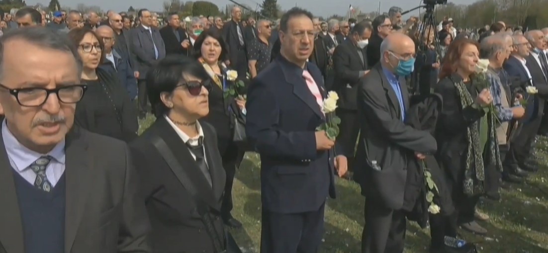 Dr. Manuchehr Hezarkhani 10