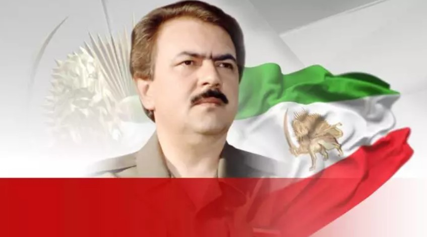 مسعود رجوی: دعوای مبتذل ژنتیکی و مسابقهٔ مضحک موروثی بین بچهٔ خامنه‌ای با نوه رضاشاه و نوه خمینی بر سر سلطنت