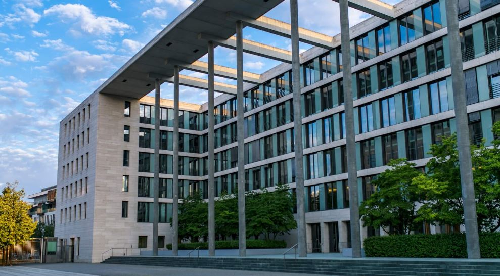 وزارت خارجه المان: اتباع الماني ايران را ترك كنند