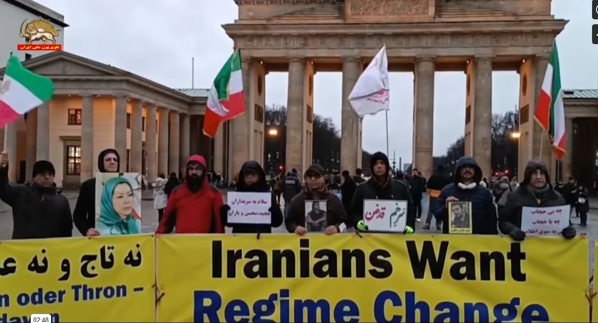 تظاهرات ياران شورشگر در برلين و بروكسل - مرگ بر ستمگر چه شاه باشه چه رهبر