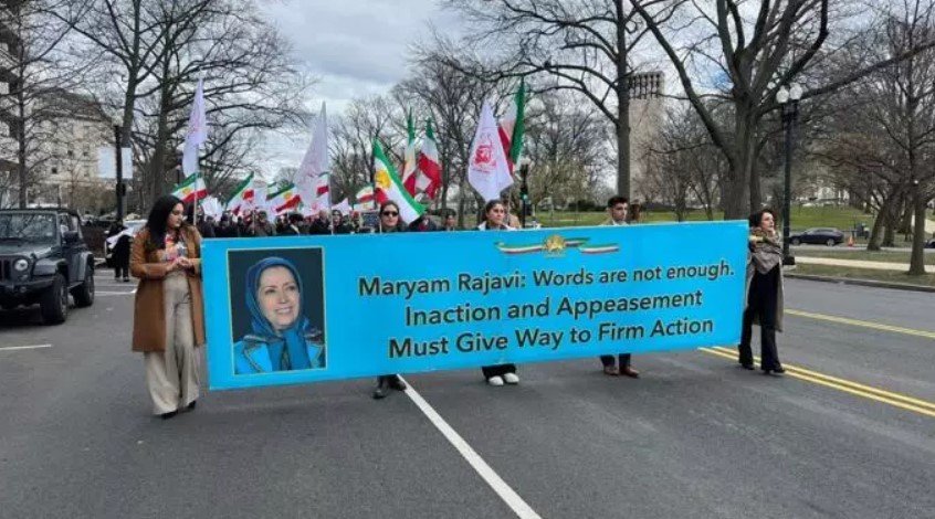 ايران - تظاهرات بزرگ ایرانیان آزاده در واشنگتن با شعارهای مرگ بر ستمگر چه شاه باشه چه رهبر پس از برگزاری اجلاس حمایت از قیام ایران