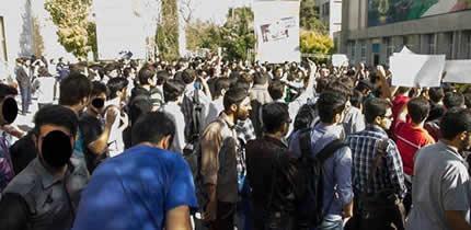 دانشجویان دانشگاه پلی تکنیک جلسه معارفه سرپرست مزدور این دانشگاه را به هم زدند