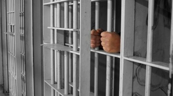 حبس ابد و 20 سال زندان برای چهار فعال عرب اهوازی