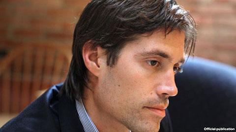 درخواست تلويزيوني مادر استيون ساتلاف خبرنگار آمريكايي از ”خليفه ابوبكر البغدادي ”براي آزادي فرزندش