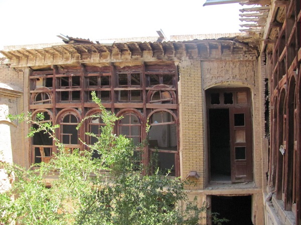 خانه استاد بنان در تهران با خاك يكسان شد