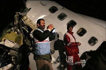 سقوط هواپيماي پليس ايران منجر به كشته شدن 7تن شد