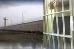 انتقال يك زنداني فلج به سلول انفرادي و اعتصاب غذاي وي