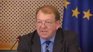 استيونسون خواستار محاكمه مالكي در دادگاه بين المللي و اعلام جنايت هاي وي شد