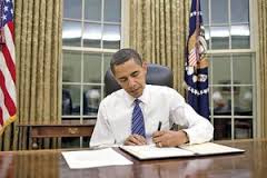 اوباما ماموريت در افغانستان را گسترش مي‌دهد