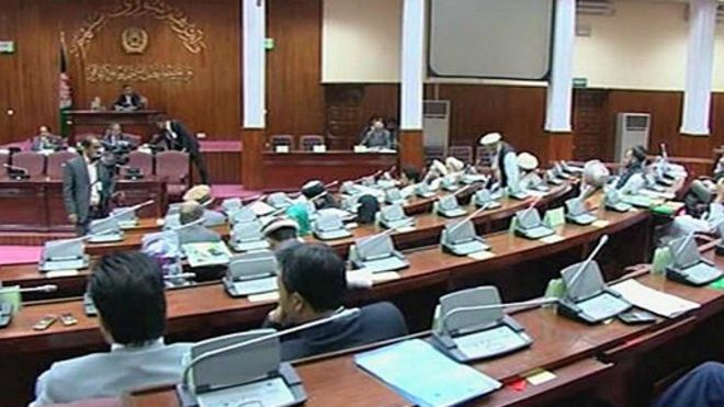 پارلمان افغانستان توافقنامه‌هاي اين كشور با آمريكا و ناتو را مورد تائيد قرار داد